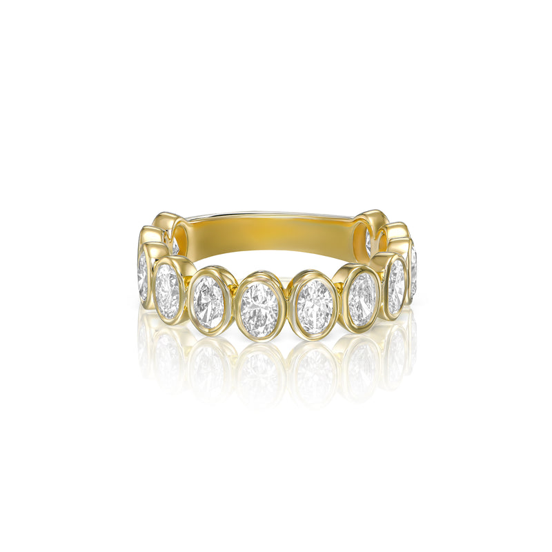 Sienna ring in 14K yellow gold with a lab-grown diamond