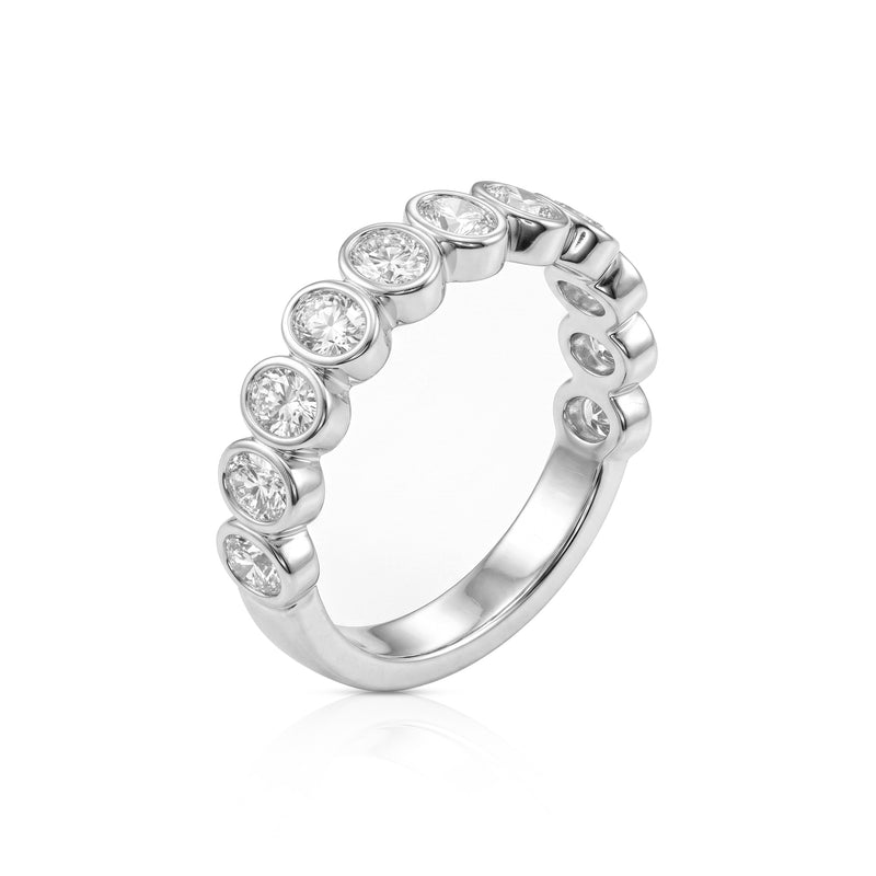 Sienna ring in 14K gold with a lab-grown diamond