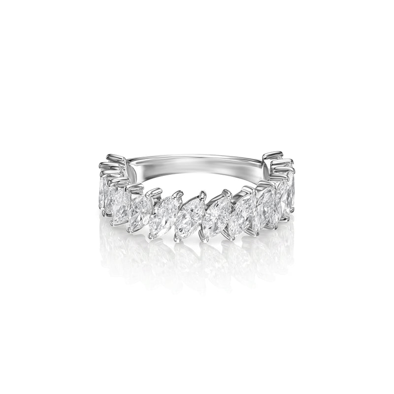 Paloma ring in 14K white gold with a lab-grown diamond