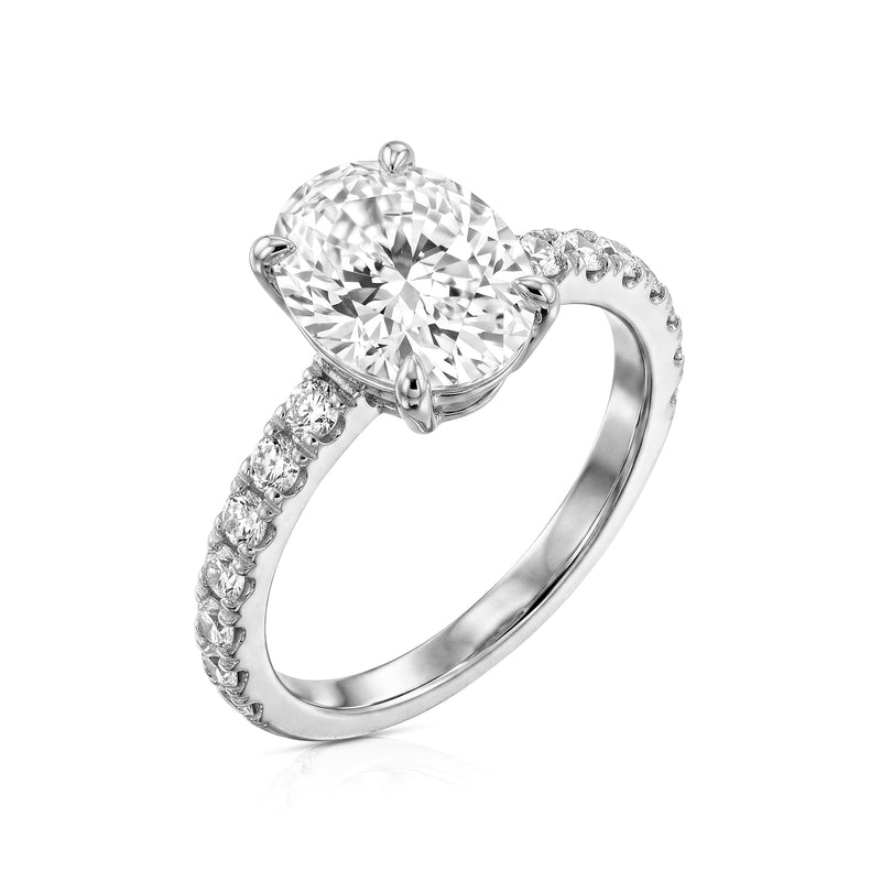 Monet ring in 14K gold with an oval-cut lab-grown diamond