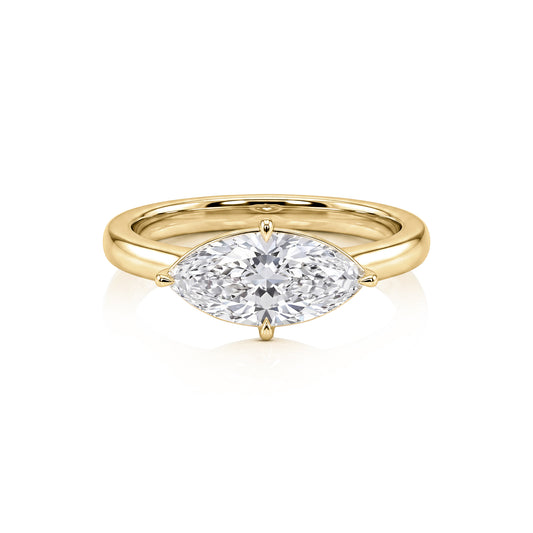 Bianca ring in 14K gold with a marquise-cut lab-grown diamond