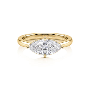 Bianca ring in 14K gold with a marquise-cut lab-grown diamond
