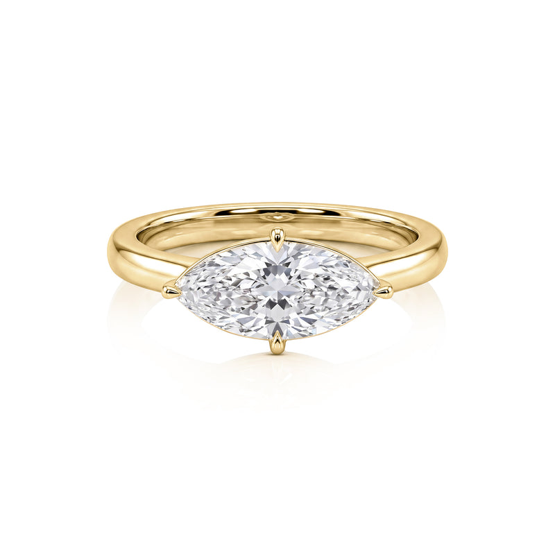 Bianca ring in 14K gold with a marquise-cut lab-grown diamond