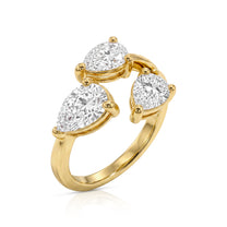 Solene ring in 14K gold with a pear-cut lab-grown diamond